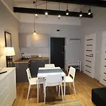 Appart hôtel Centrum Stara Kamienica 3*