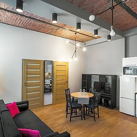 Aparthotel Centrum Stara Kamienica