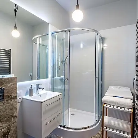 Centrum Stara Kamienica Aparthotel 3*