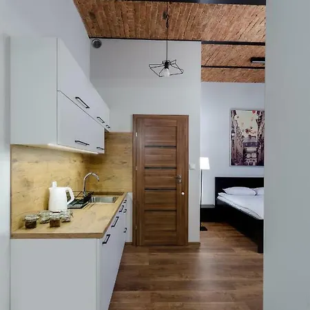 Centrum Stara Kamienica 3*