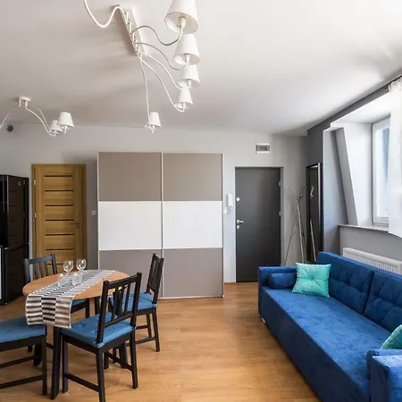 Centrum Stara Kamienica Aparthotel 3*