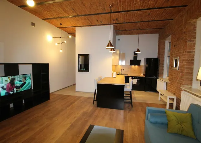 Centrum Stara Kamienica 3*