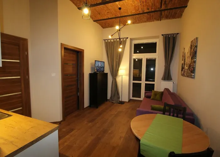 Centrum Stara Kamienica 3*