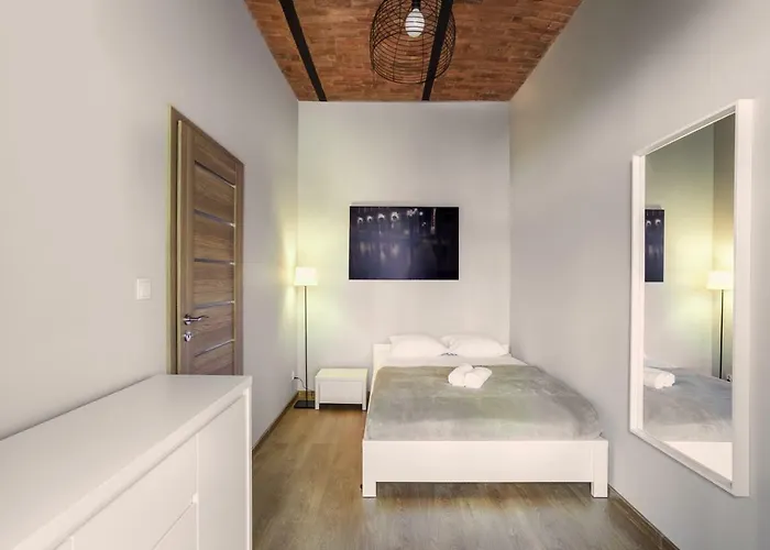 Centrum Stara Kamienica 3*